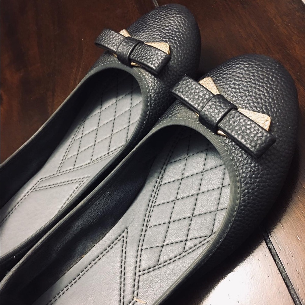 Ladies shoes
